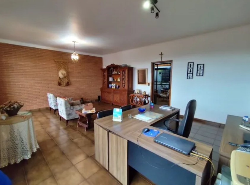 Casa, 3 quartos, 223 m² - Foto 2