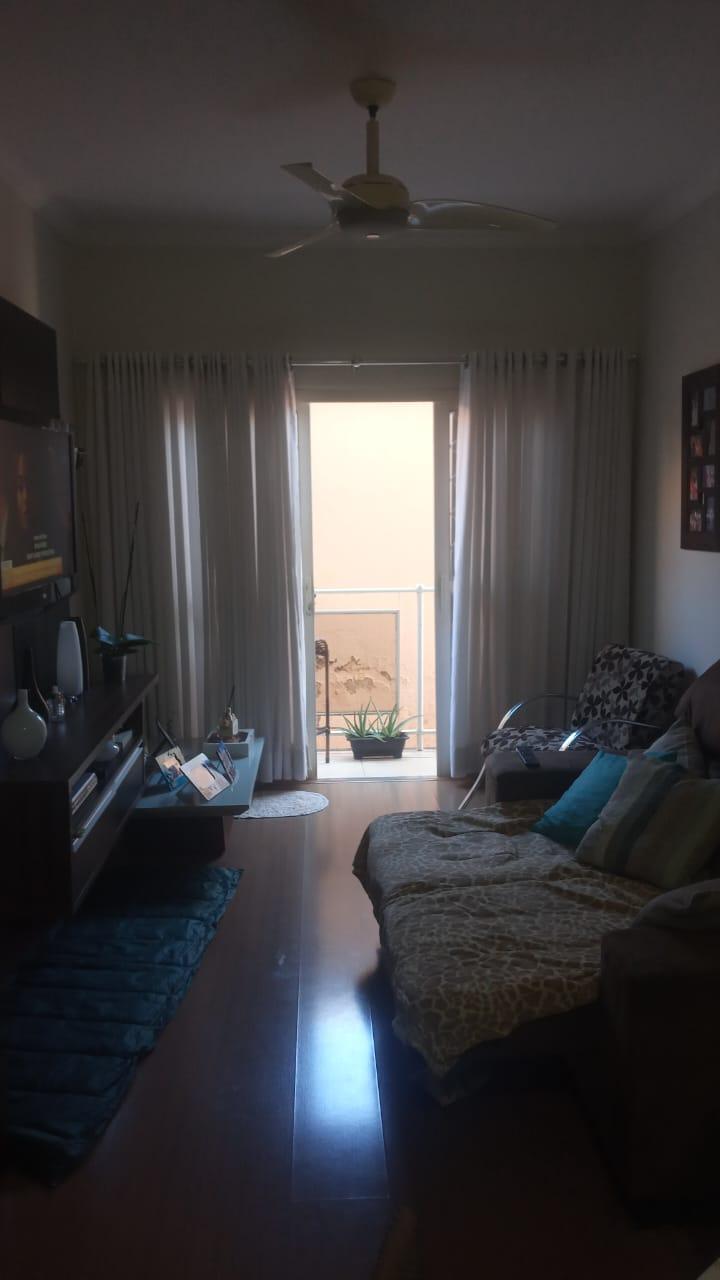 Apartamento à venda com 3 quartos, 87m² - Foto 1