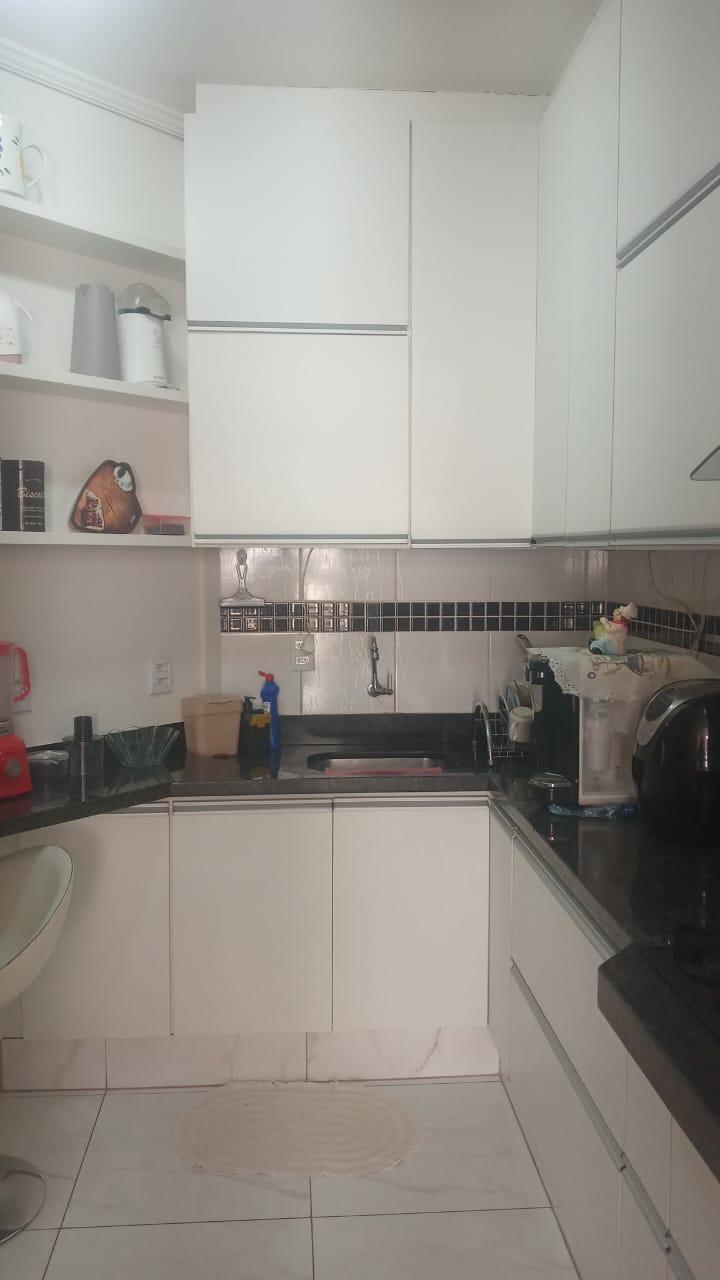 Apartamento à venda com 3 quartos, 87m² - Foto 11