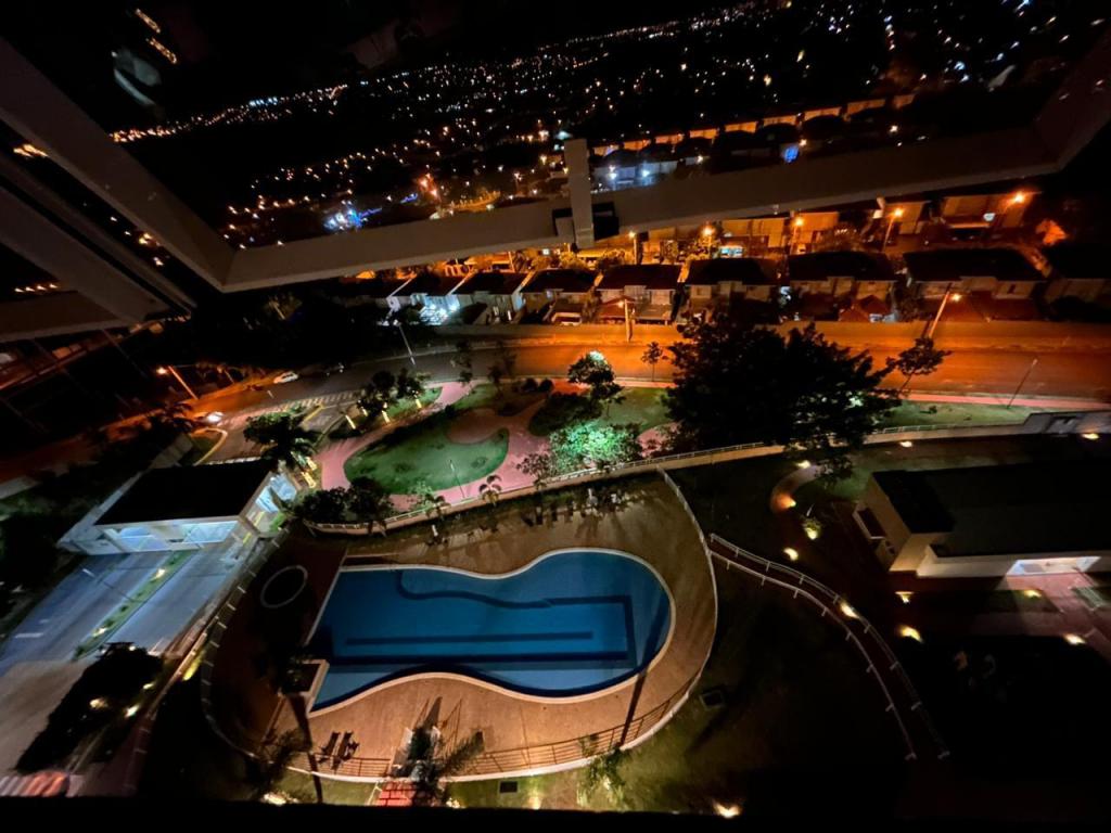 Apartamento à venda com 3 quartos, 145m² - Foto 4