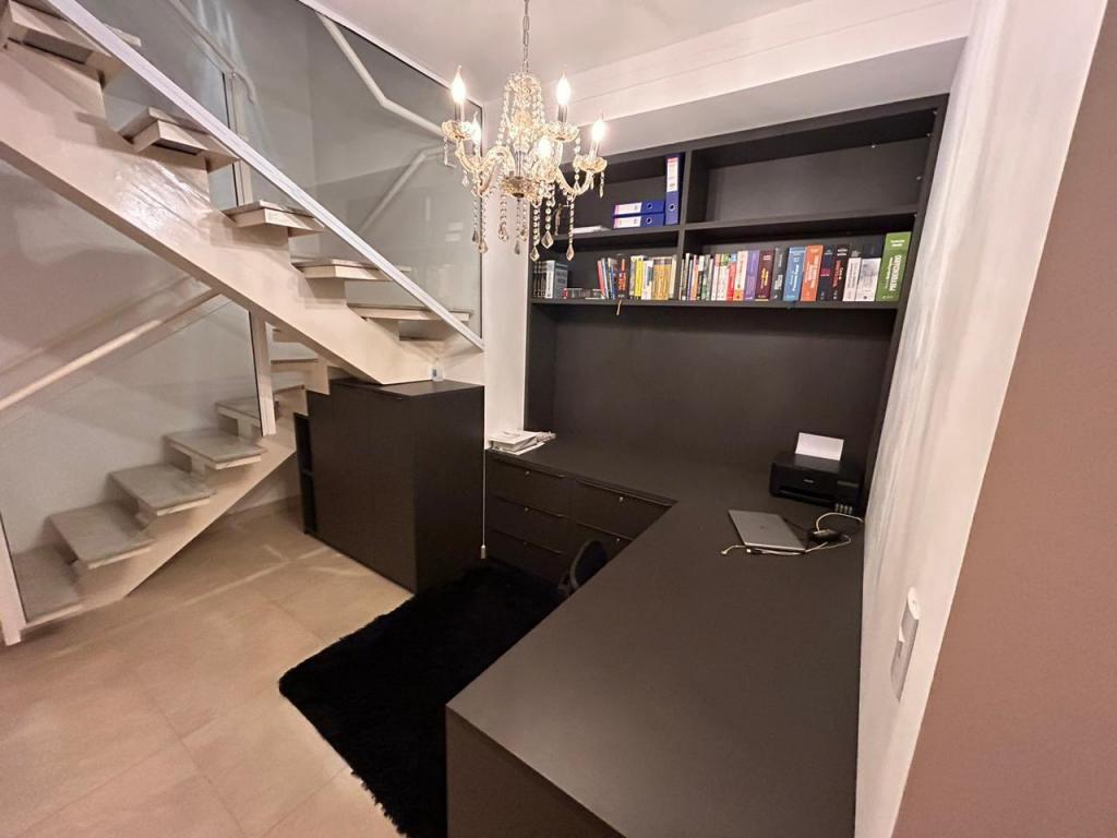 Apartamento à venda com 3 quartos, 145m² - Foto 9