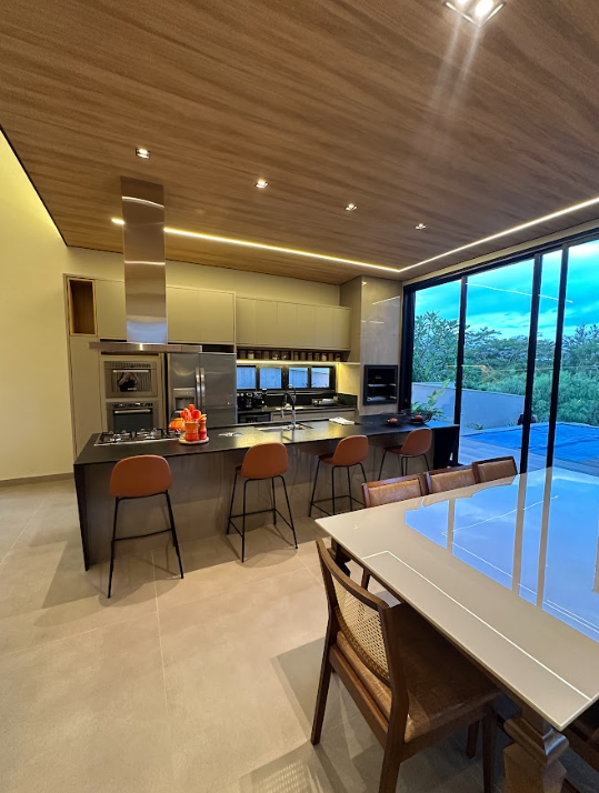 Casa de Condomínio à venda com 4 quartos, 260m² - Foto 15