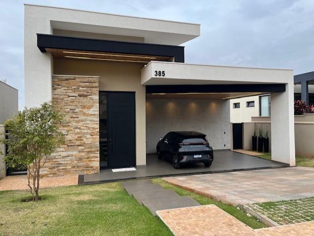 Casa de Condomínio à venda com 4 quartos, 260m² - Foto 1