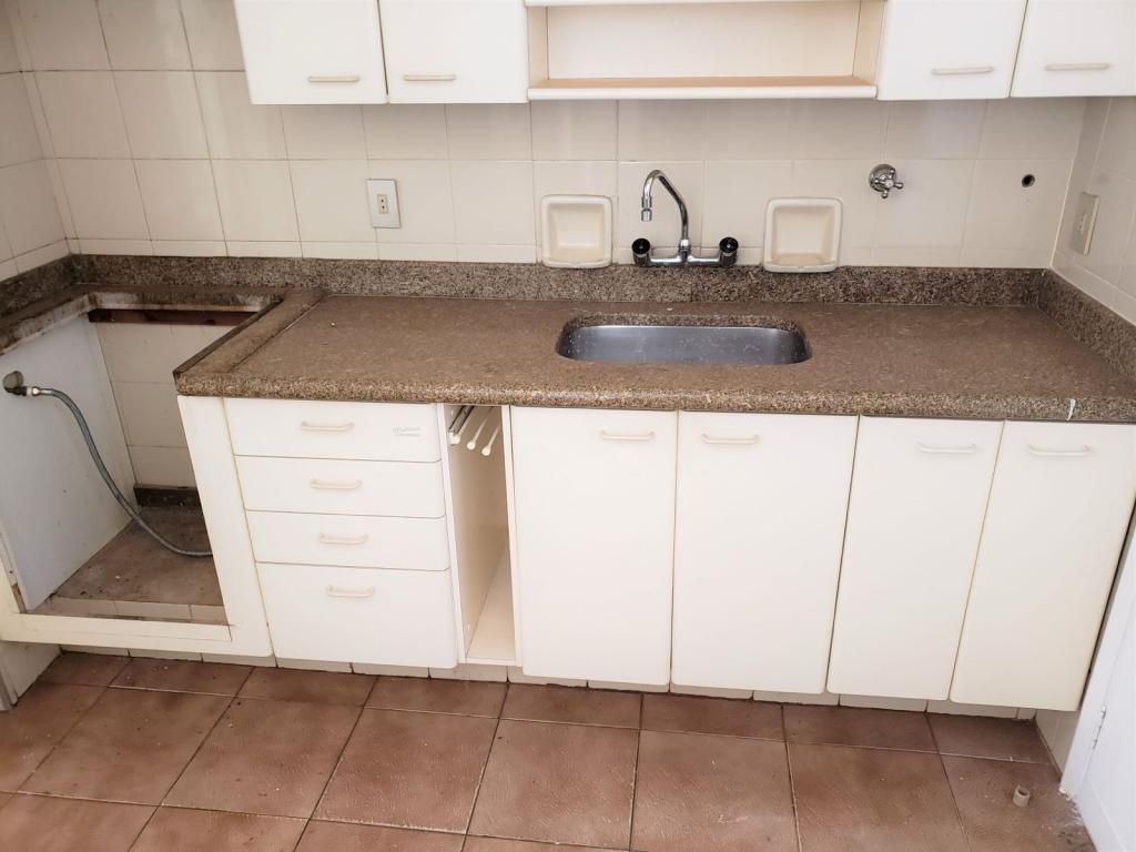 Apartamento à venda com 3 quartos, 171m² - Foto 14