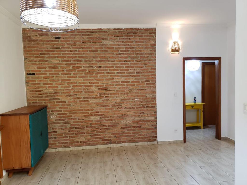 Casa à venda com 3 quartos, 226m² - Foto 5
