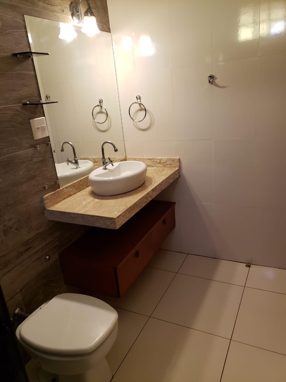 Casa à venda com 3 quartos, 226m² - Foto 7