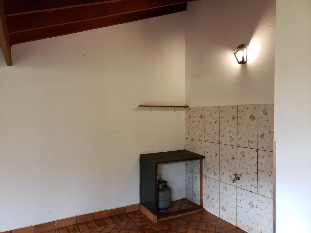 Casa à venda com 3 quartos, 226m² - Foto 10