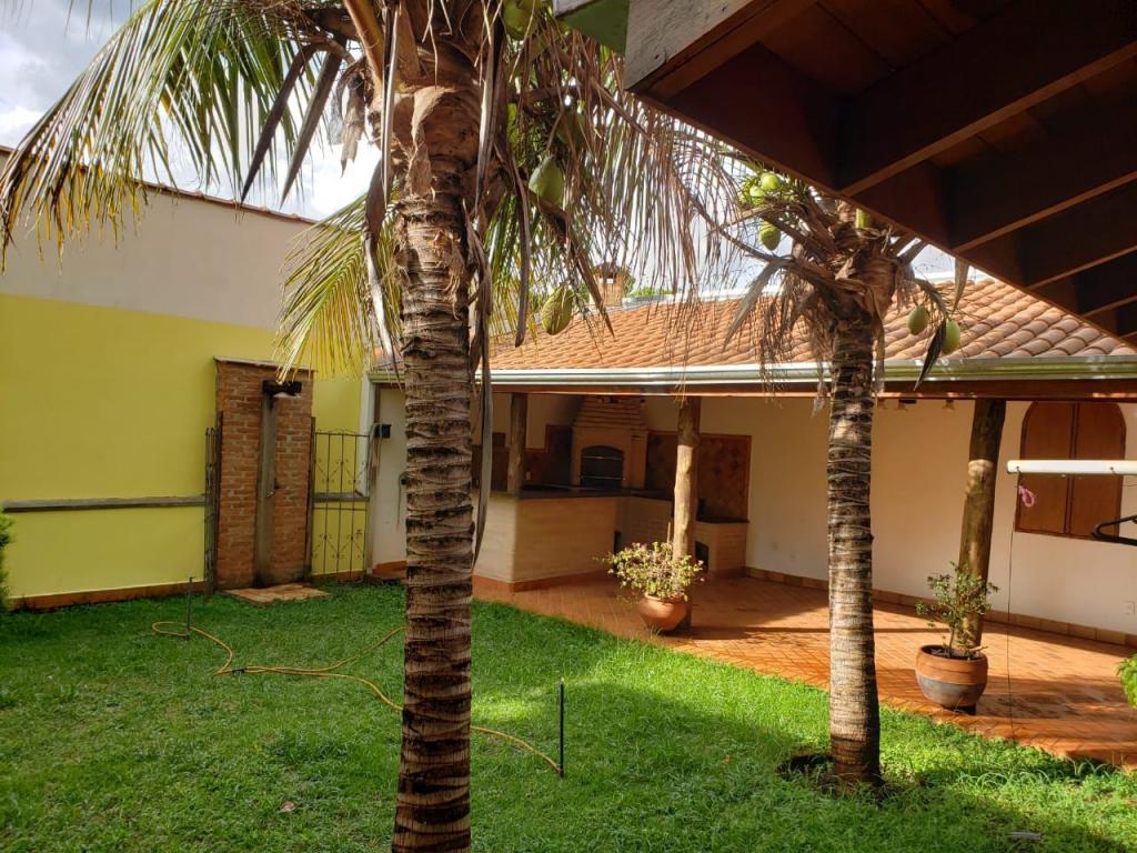 Casa à venda com 3 quartos, 226m² - Foto 26