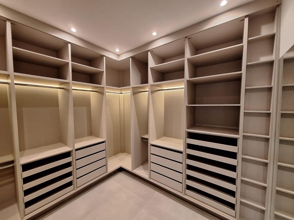 Casa de Condomínio à venda com 5 quartos, 363m² - Foto 27