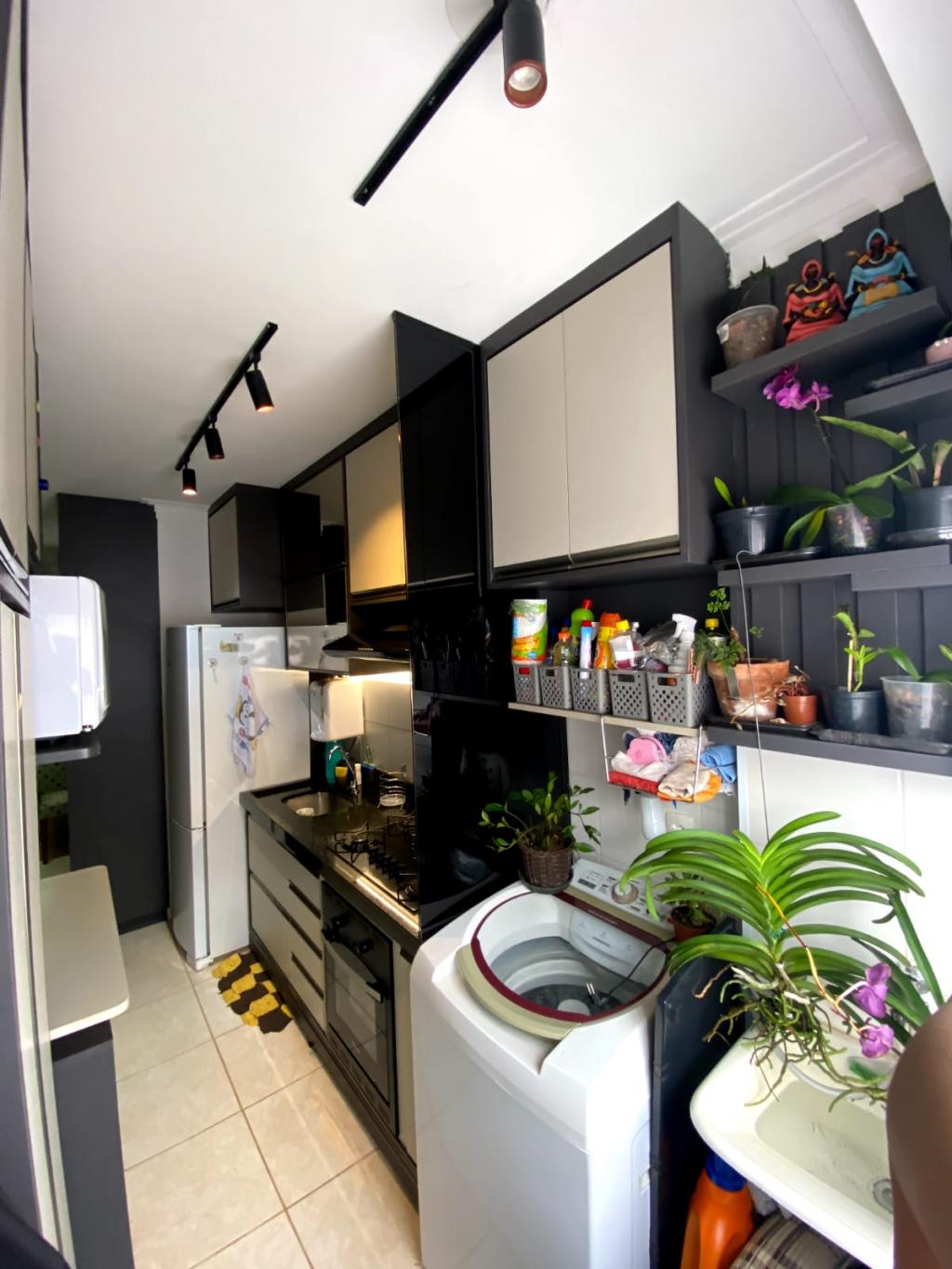 Apartamento à venda com 2 quartos, 44m² - Foto 2