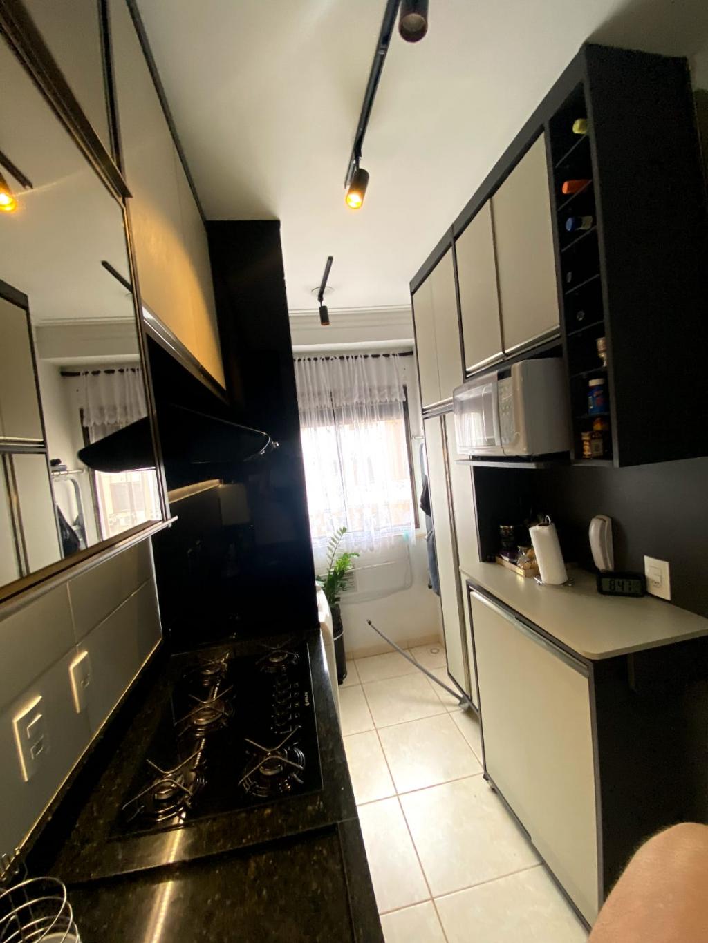 Apartamento à venda com 2 quartos, 44m² - Foto 10