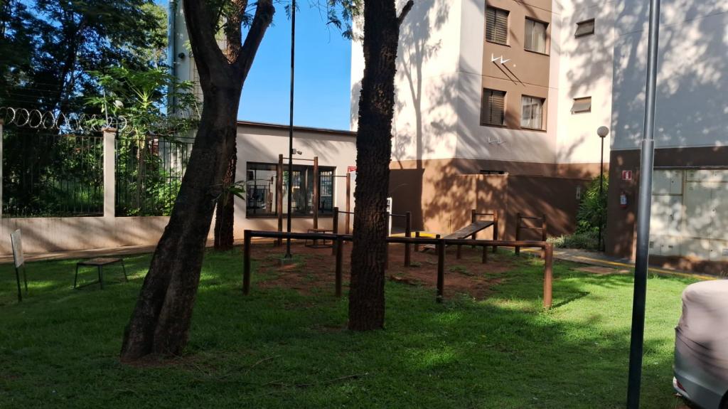 Apartamento à venda com 2 quartos, 44m² - Foto 17