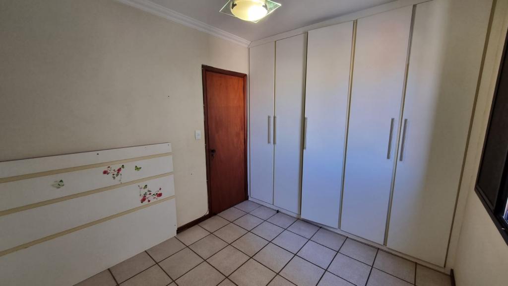 Apartamento à venda com 3 quartos, 104m² - Foto 6