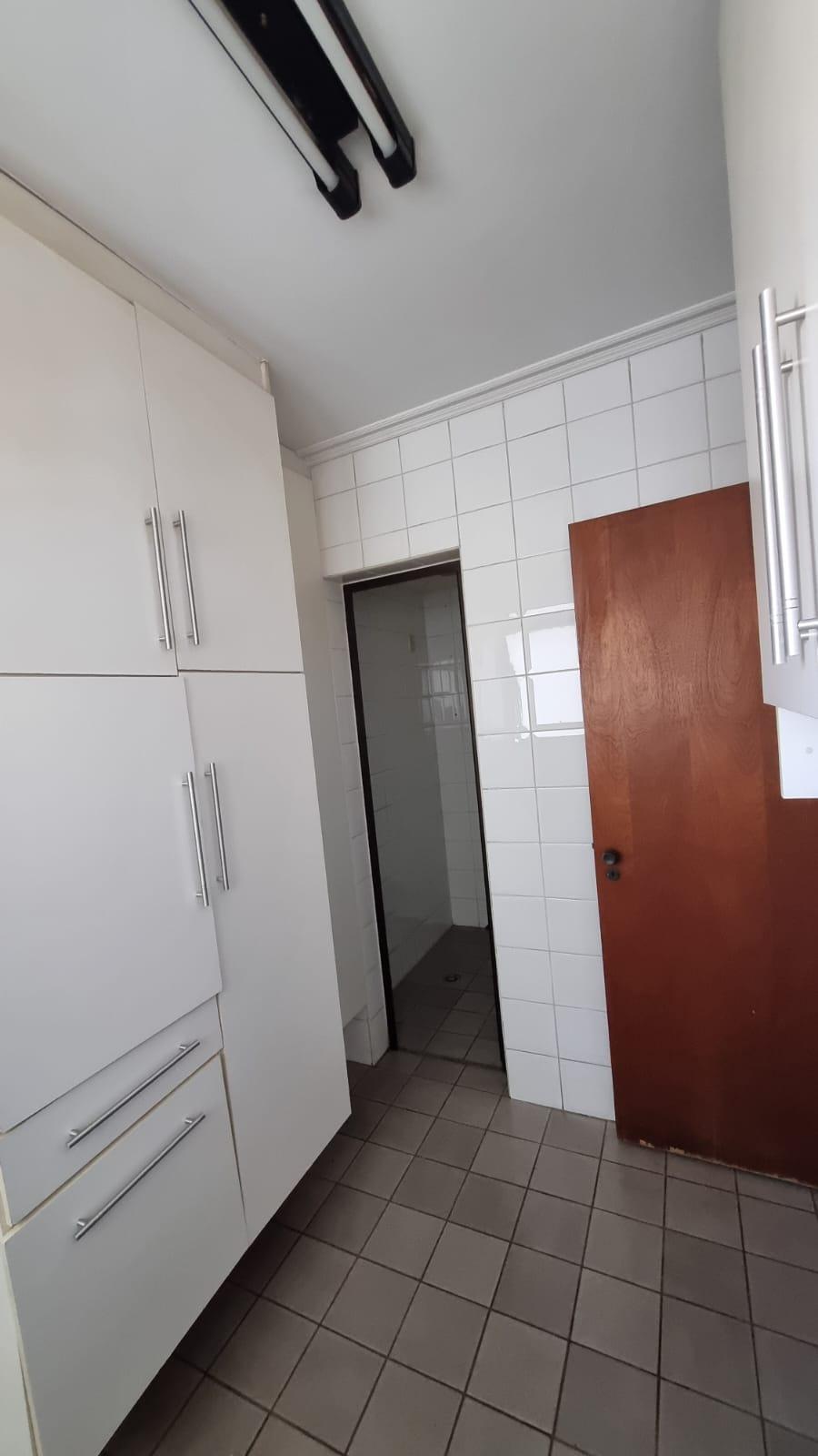 Apartamento à venda com 3 quartos, 104m² - Foto 5