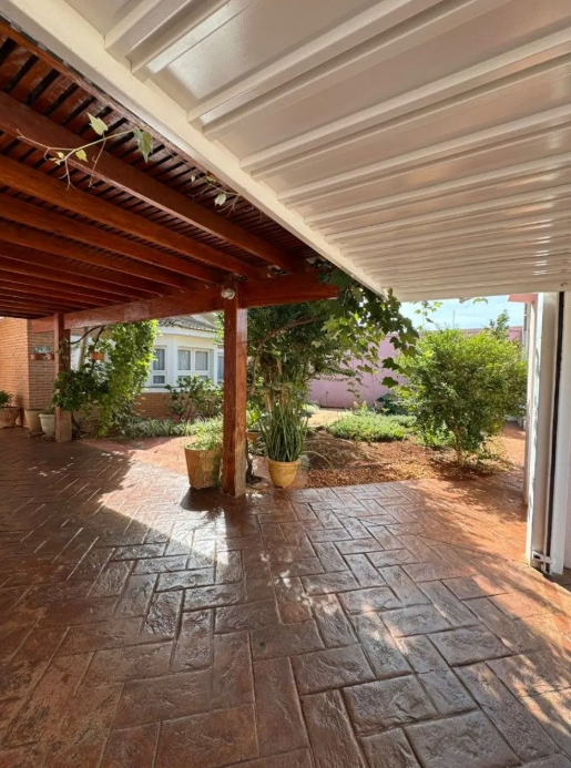 Casa à venda com 3 quartos, 230m² - Foto 16