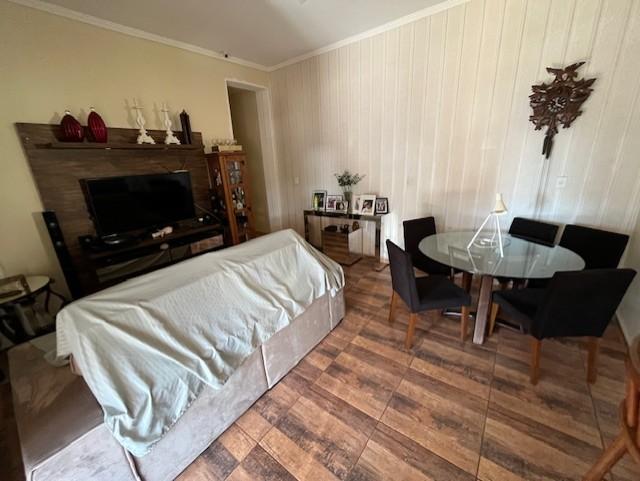 Chácara à venda com 3 quartos, 200m² - Foto 2