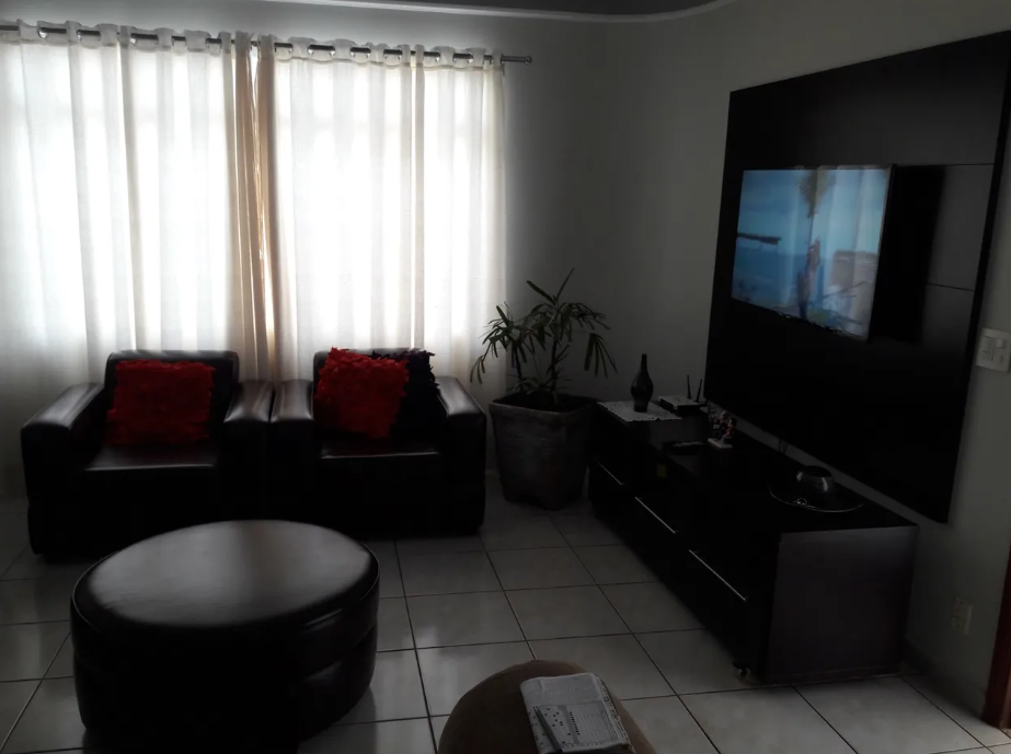Casa à venda com 3 quartos, 178m² - Foto 2