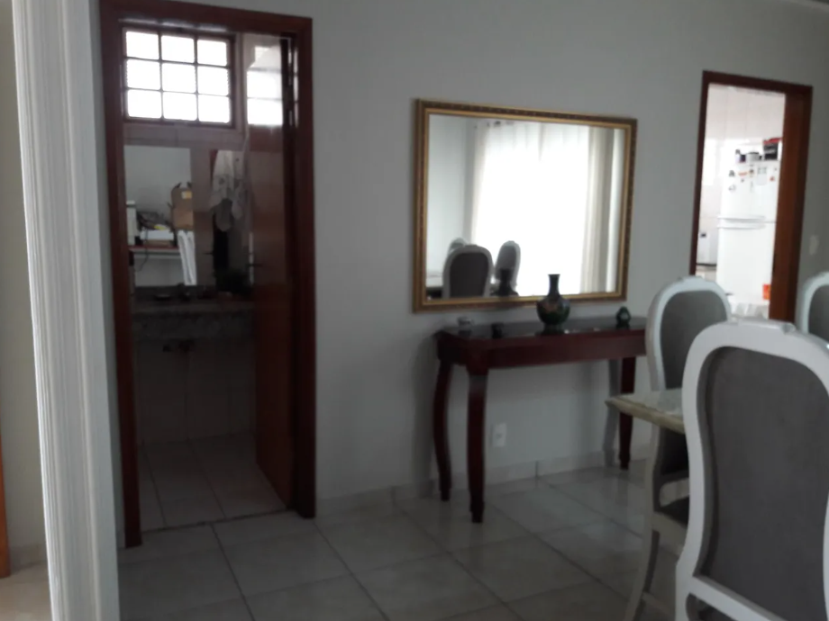 Casa à venda com 3 quartos, 178m² - Foto 7