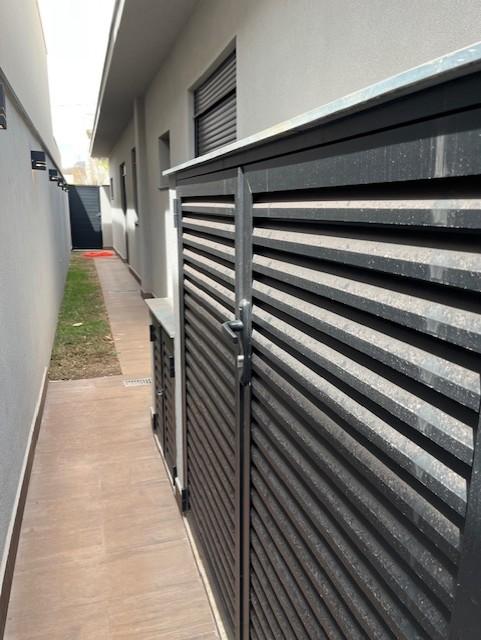 Casa de Condomínio à venda com 3 quartos, 160m² - Foto 4
