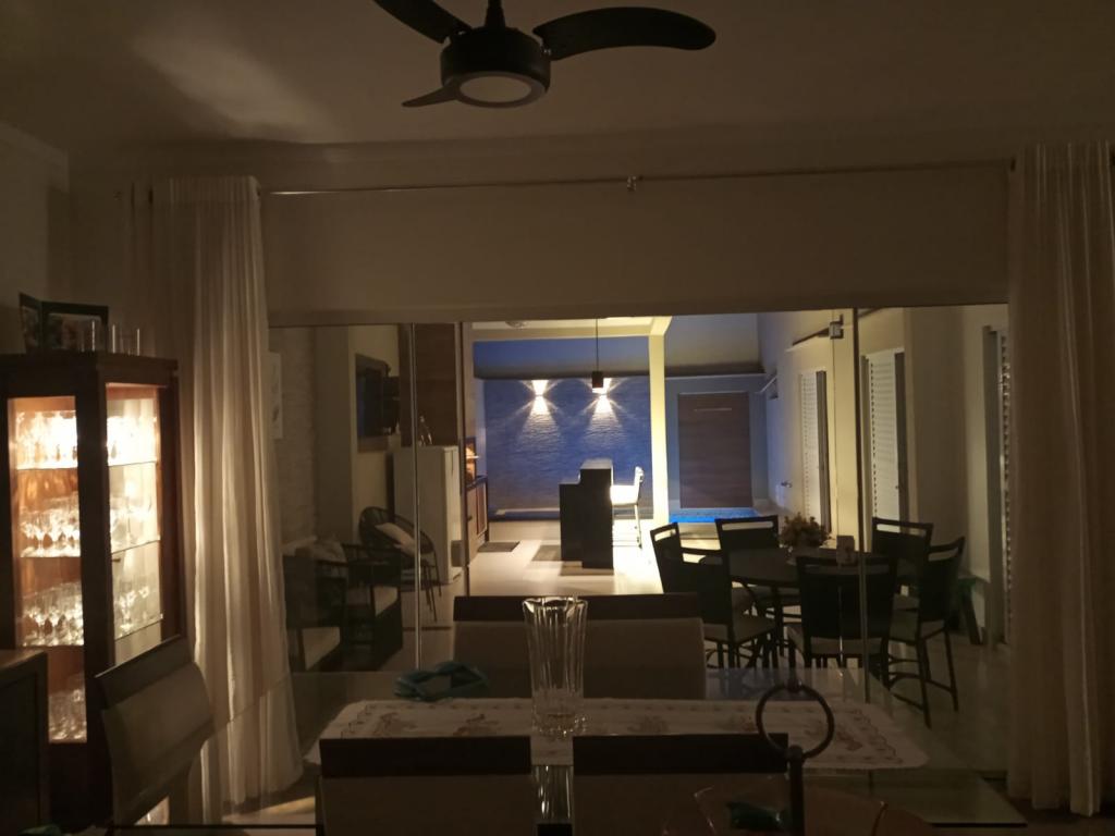 Casa à venda com 3 quartos, 185m² - Foto 4
