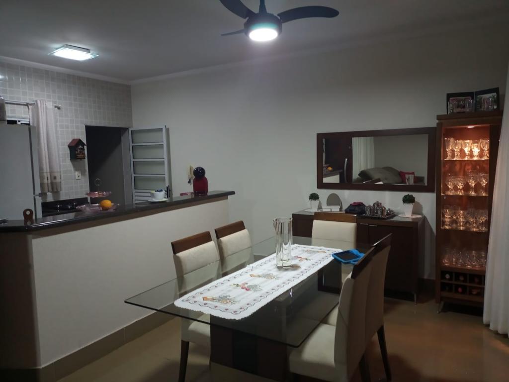 Casa à venda com 3 quartos, 185m² - Foto 17
