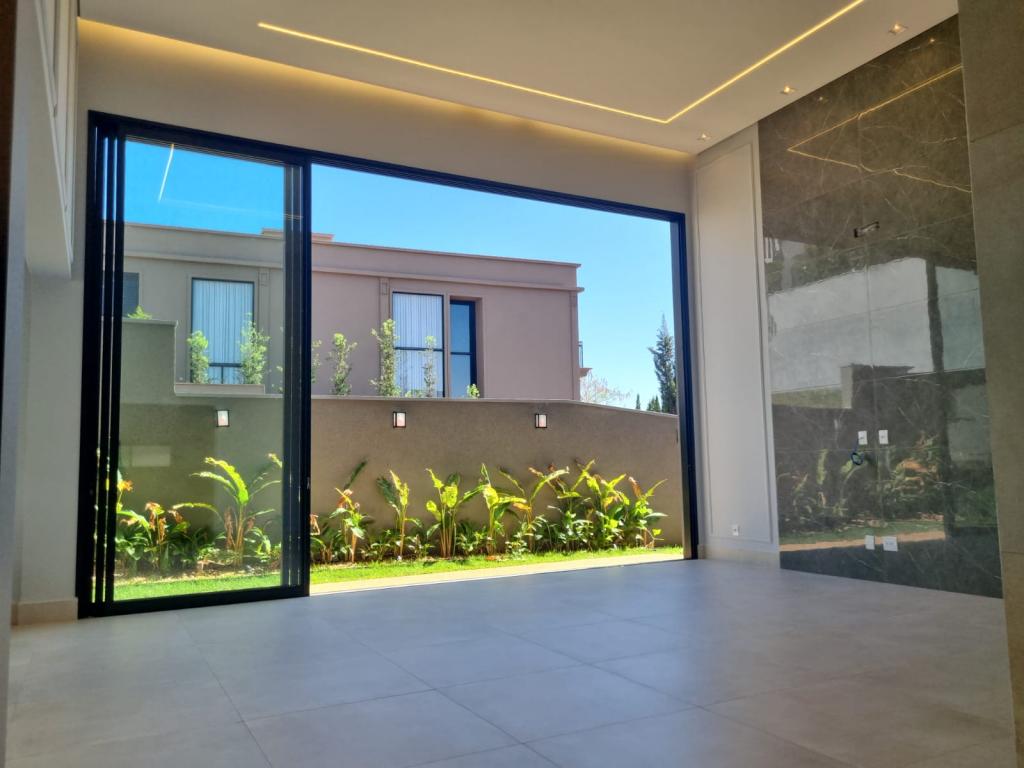 Casa de Condomínio à venda com 4 quartos, 268m² - Foto 6