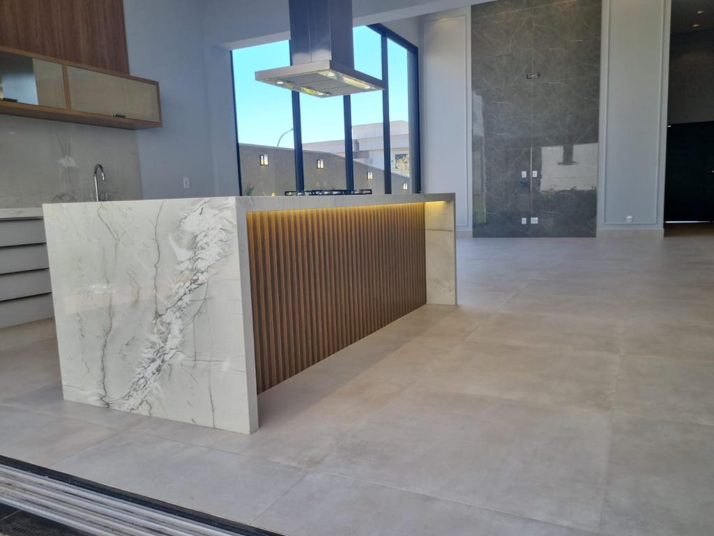 Casa de Condomínio à venda com 4 quartos, 268m² - Foto 7