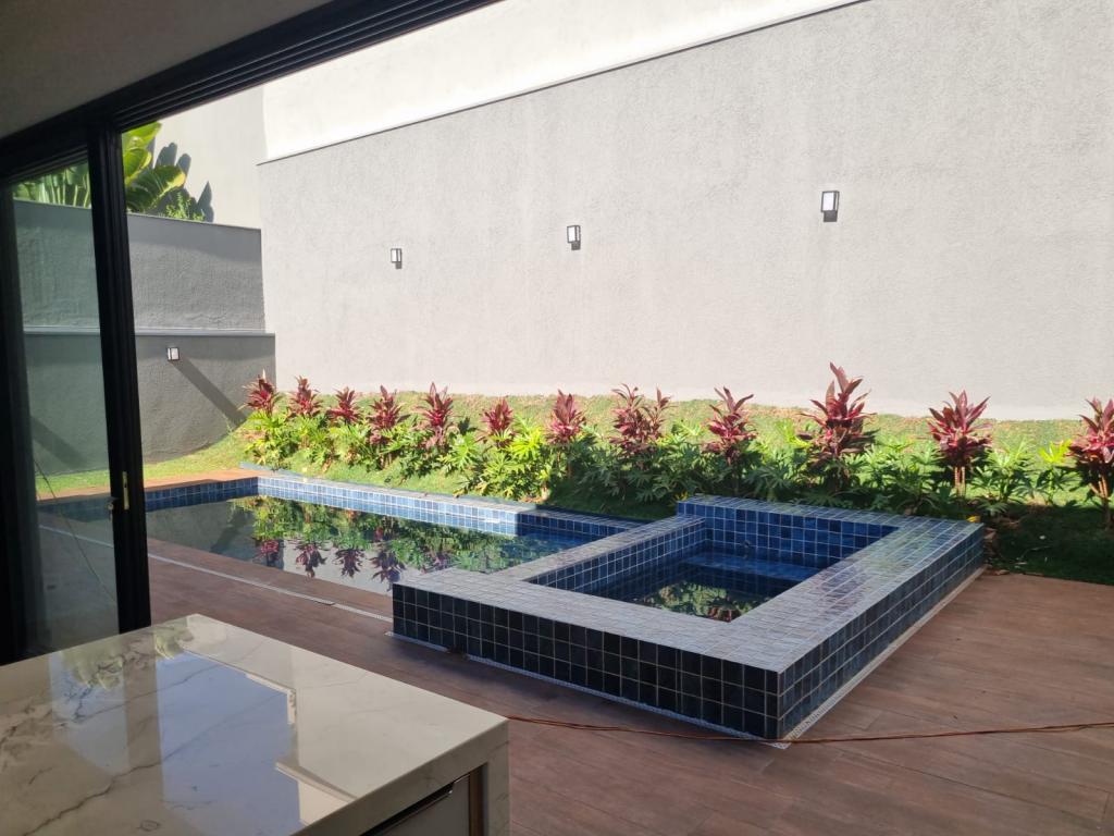Casa de Condomínio à venda com 4 quartos, 268m² - Foto 8
