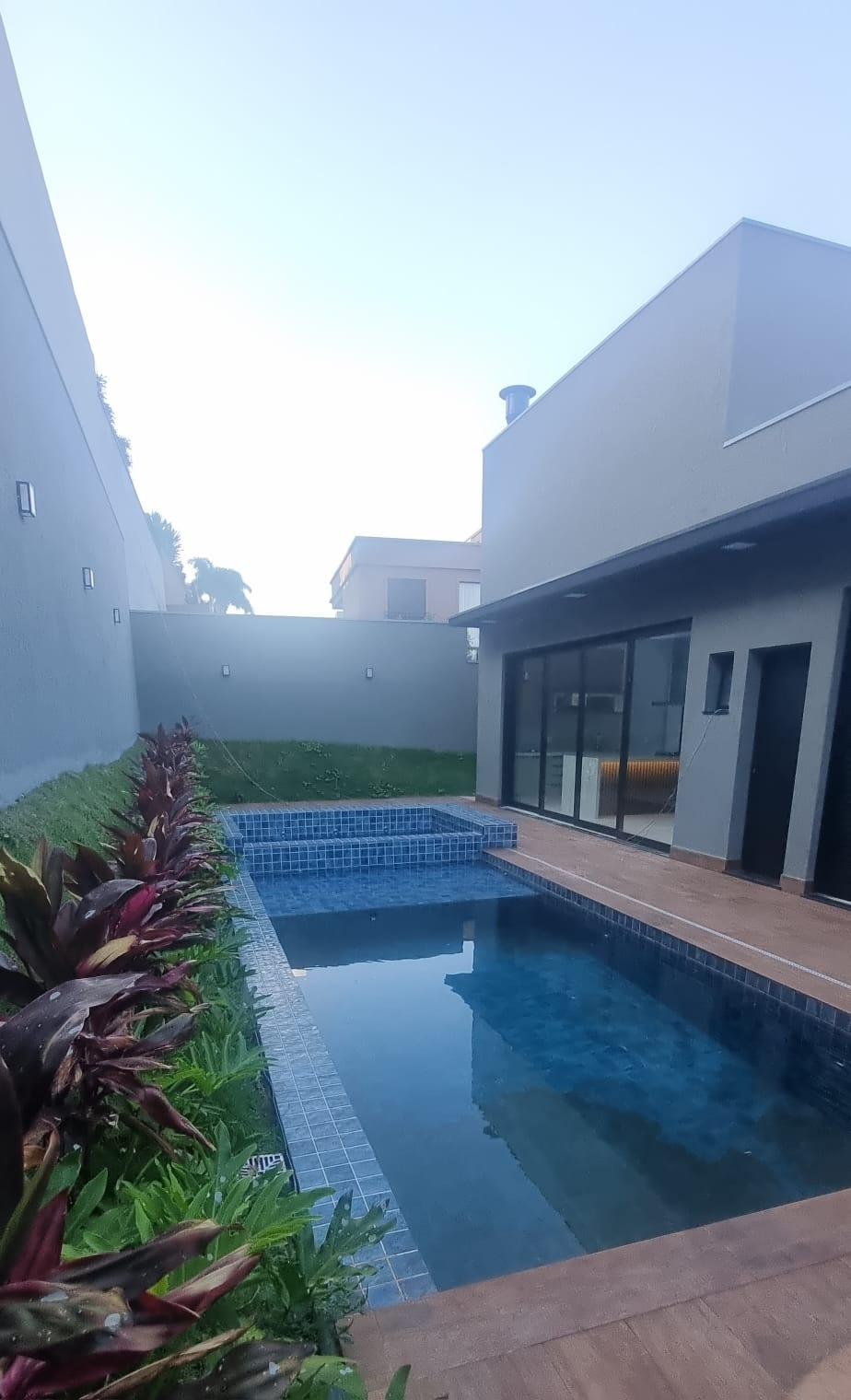 Casa de Condomínio à venda com 4 quartos, 268m² - Foto 11