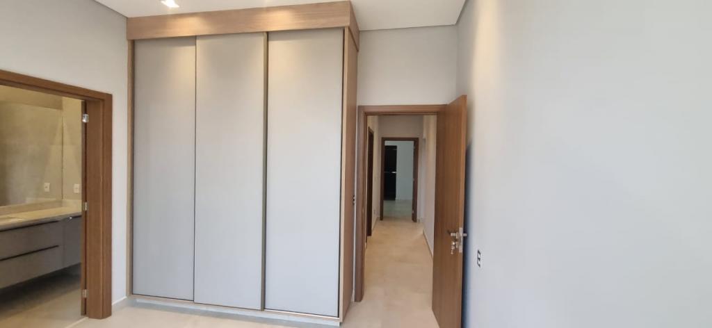 Casa de Condomínio à venda com 4 quartos, 268m² - Foto 17