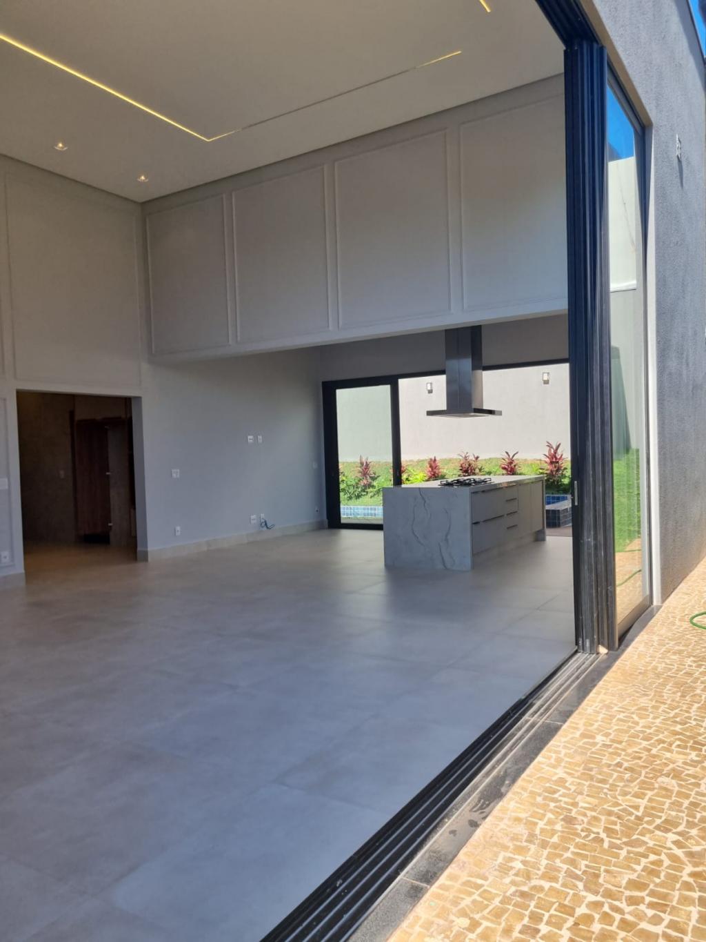 Casa de Condomínio à venda com 4 quartos, 268m² - Foto 25