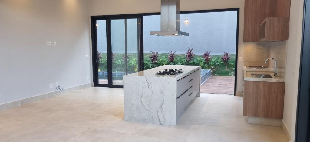 Casa de Condomínio à venda com 4 quartos, 268m² - Foto 29