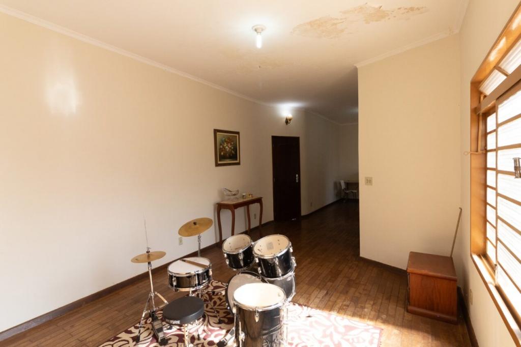 Casa, 3 quartos, 175 m² - Foto 2