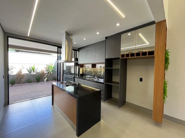 Casa completa no Cond Valencia #2