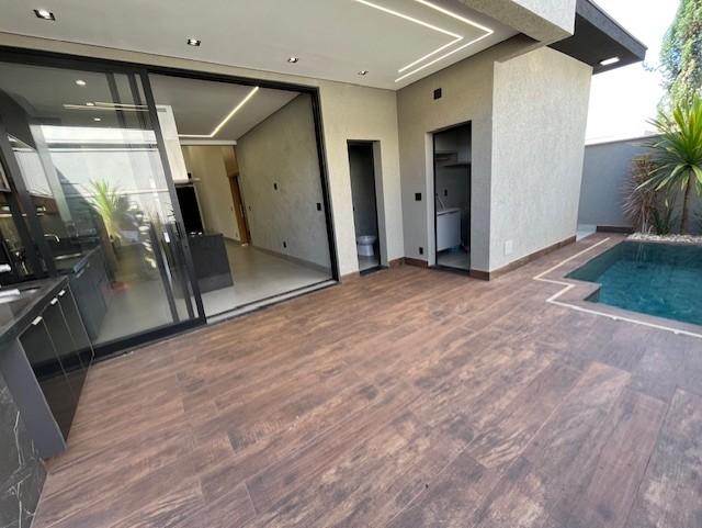 Casa completa no Cond Valencia #3