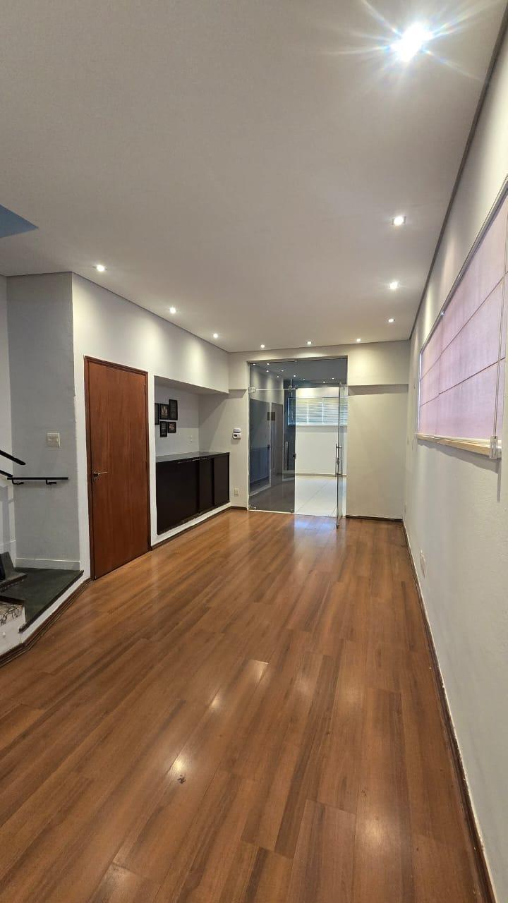 Prédio Inteiro, 200 m² - Foto 1