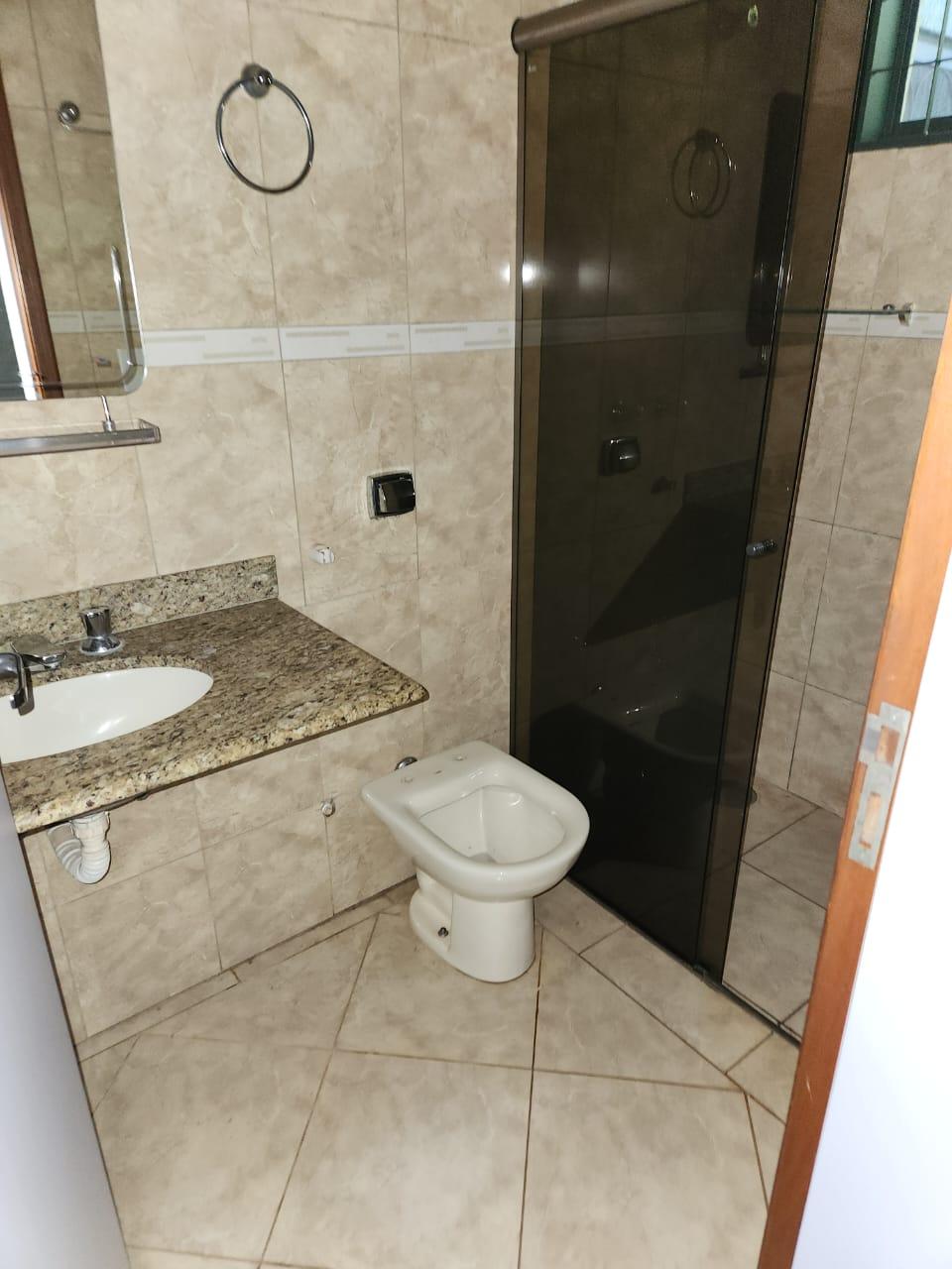 Casa, 4 quartos, 235 m² - Foto 3