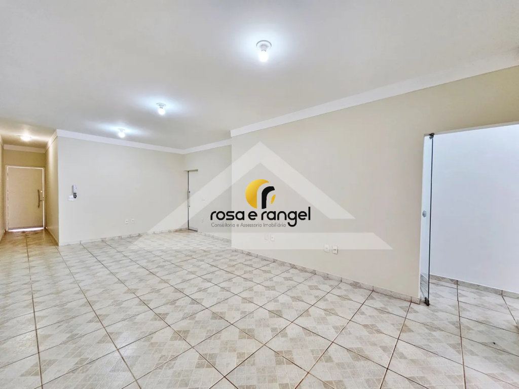 Casa, 3 quartos, 197 m² - Foto 2