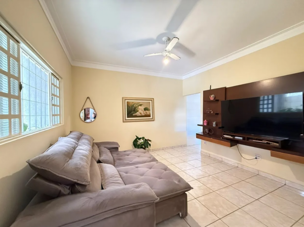 Casa, 2 quartos, 95 m² - Foto 1