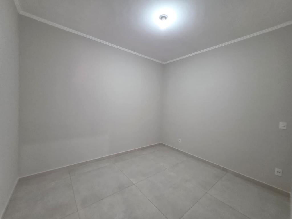 Casa, 2 quartos, 81 m² - Foto 2